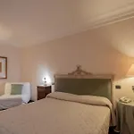 Relais Ducale Hotel 4*