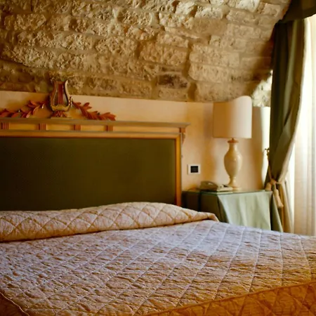 Отель Relais Ducale Губбио