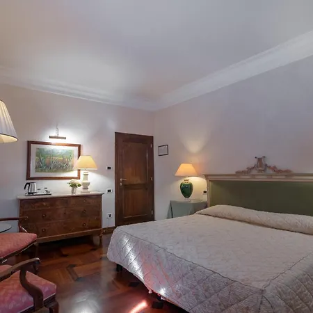 Relais Ducale Отель 4*