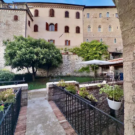 Отель Relais Ducale Губбио
