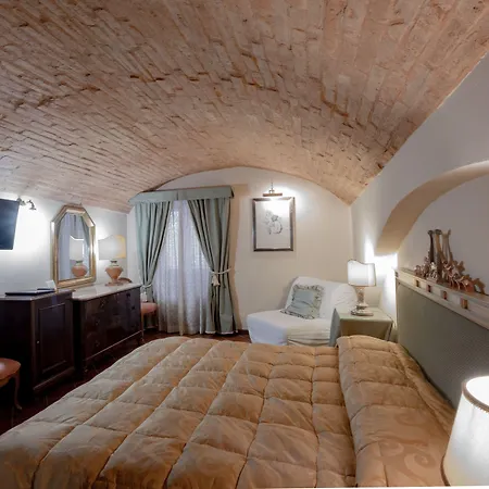 Relais Ducale Отель Губбио