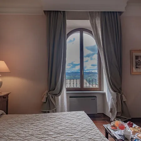 Отель Relais Ducale Губбио