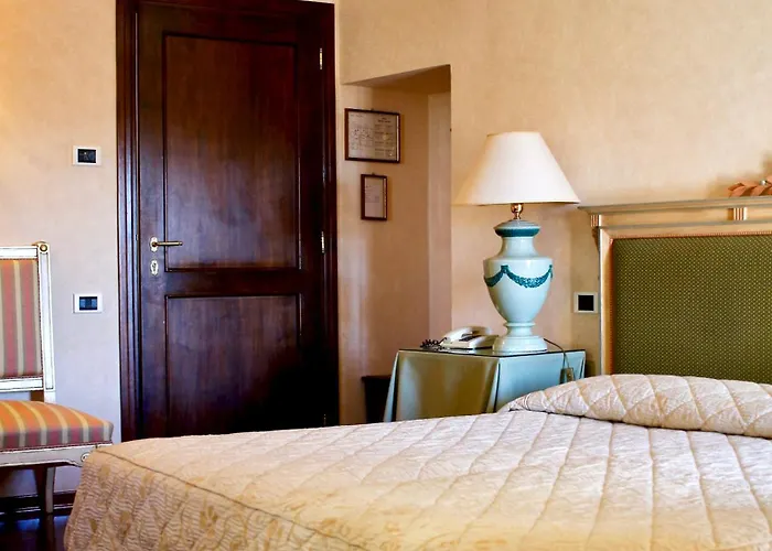 فندق Relais Ducale 4*