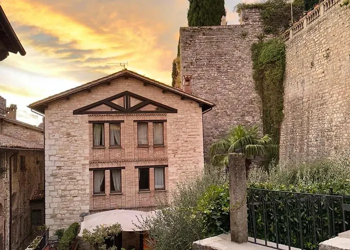 Relais Ducale فندق 4*