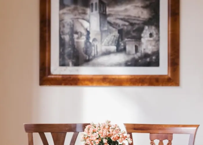 Relais Ducale 4* غوبيو